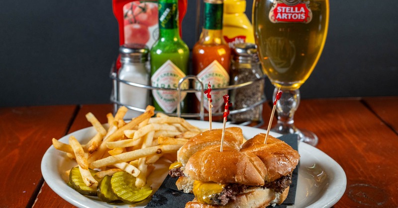 Cheeseburger slider and fries