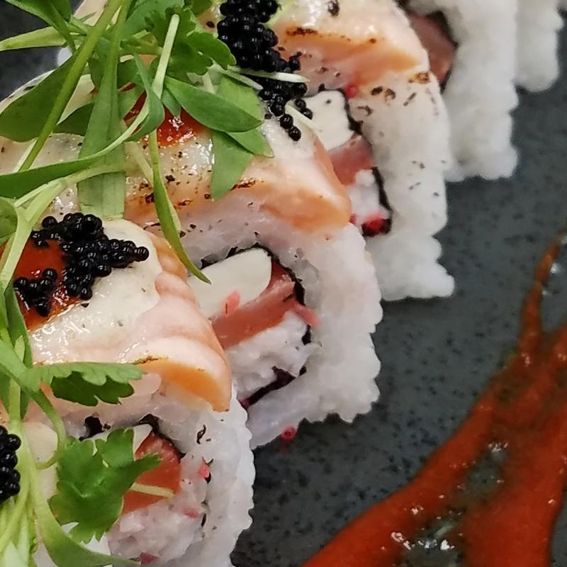 Smokey Salmon Roll (R) photo