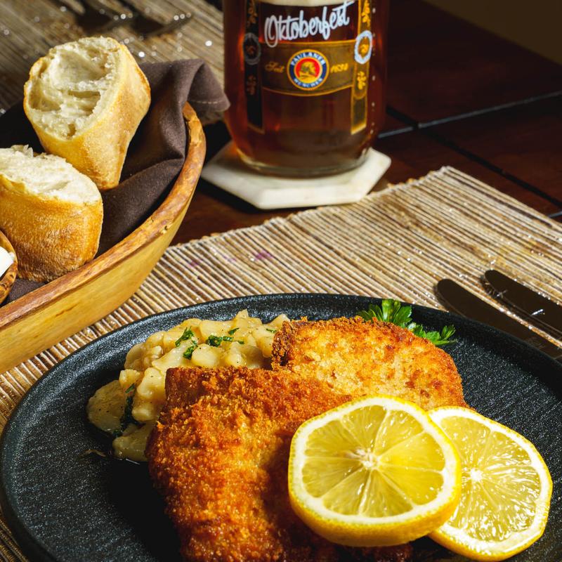 menu item 4 of 12, Wiener Schnitzel