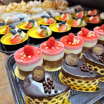 Individual Desserts.