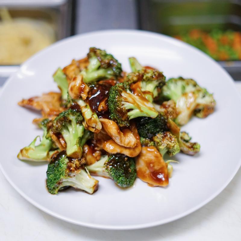 Chicken with Broccoli photo
