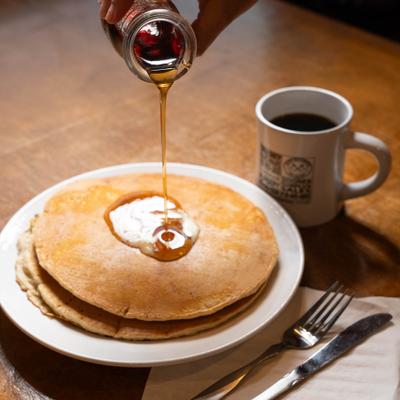 Pancakes with syrup.