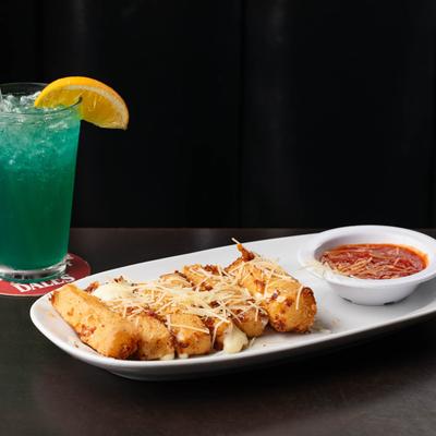 Mozzarella sticks restaurant sports bar roanoke texas cocktails.