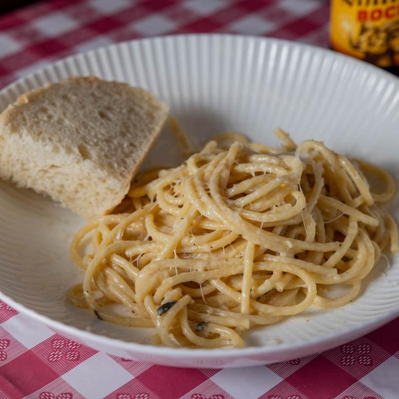 Bucatini Carbonara photo
