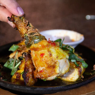 Chicken with spices and vegetables