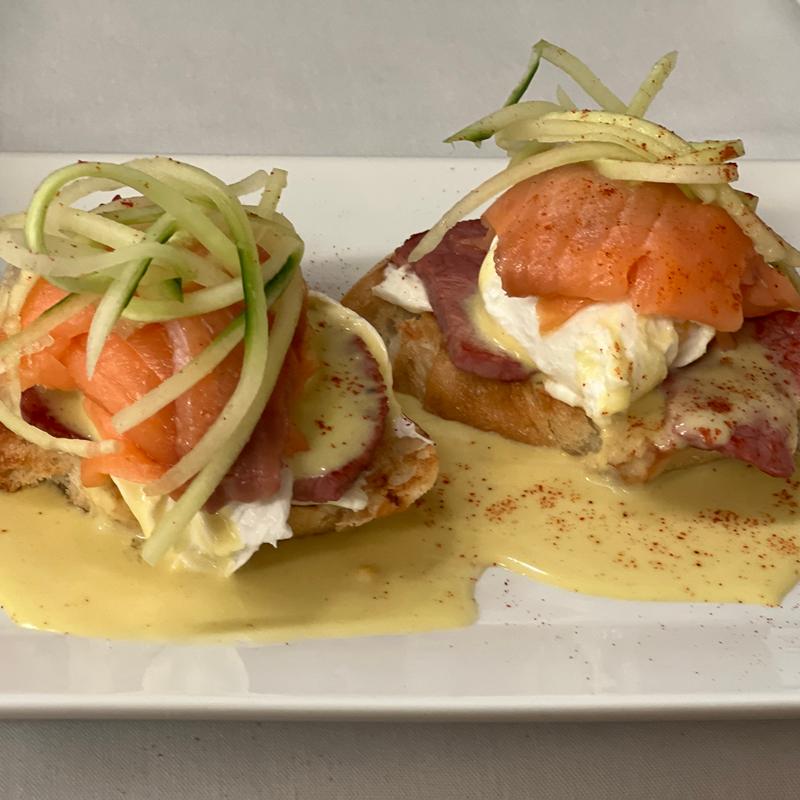 Salmon Benedict photo