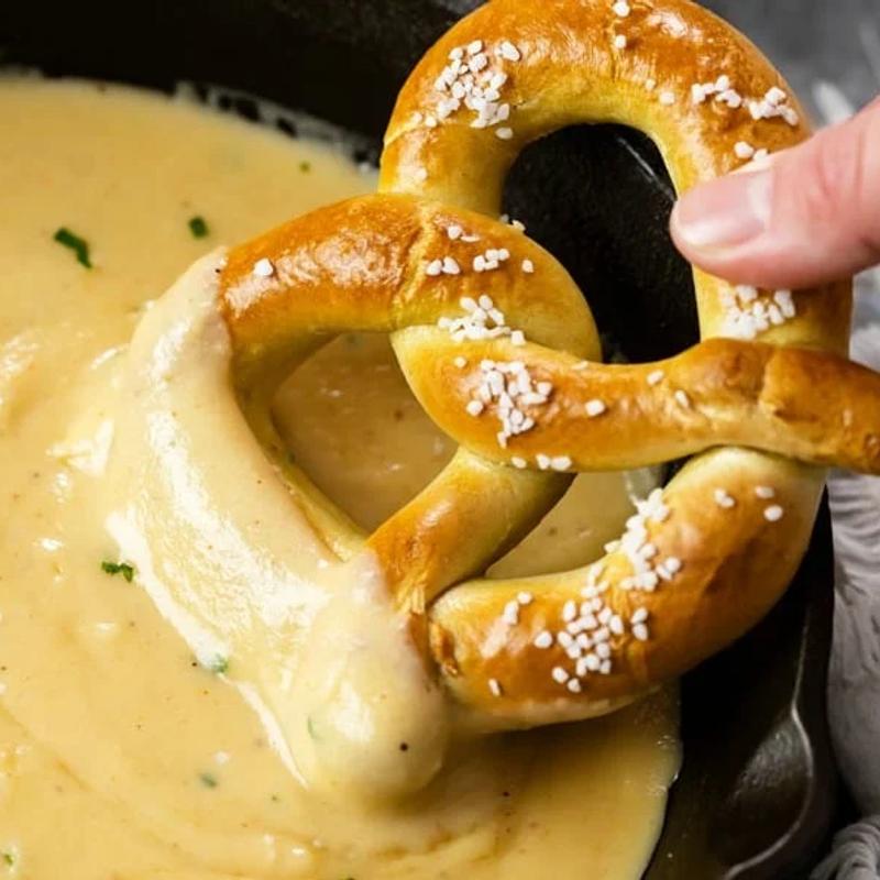 Large Pretzel with Bier Cheese photo