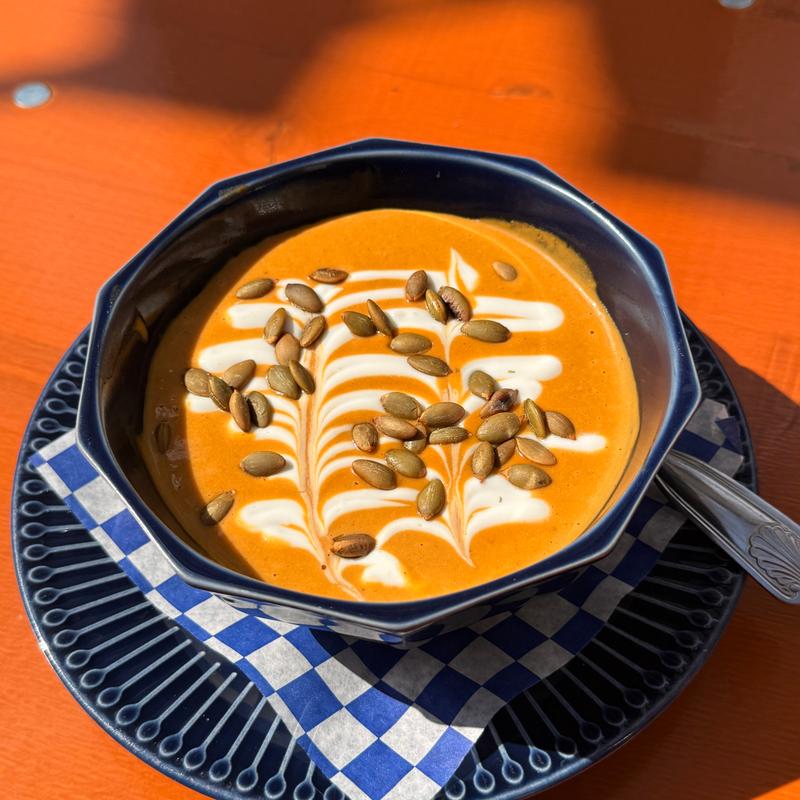 Kürbissuppe - Butternut Squash Soup photo