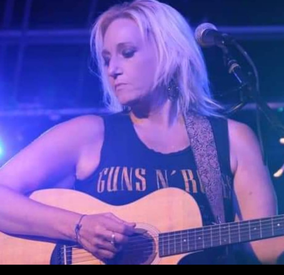 Kerri Moore (Wed 6-9) event photo