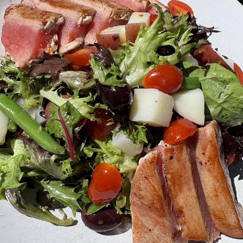 Tuna Niçoise Salad photo