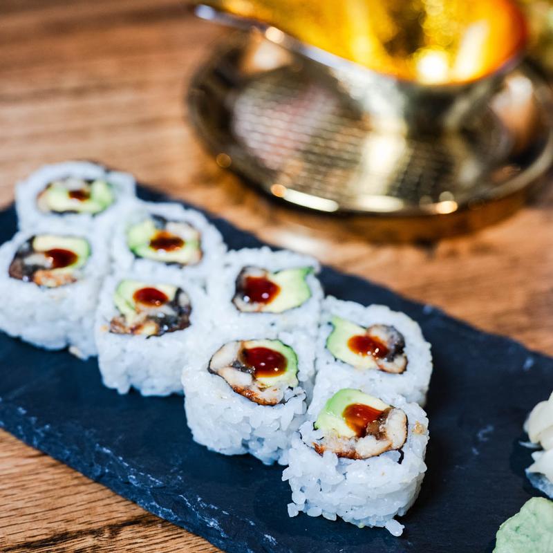 Eel & Avocado Roll photo