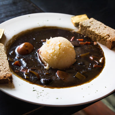 gallery photo number 77