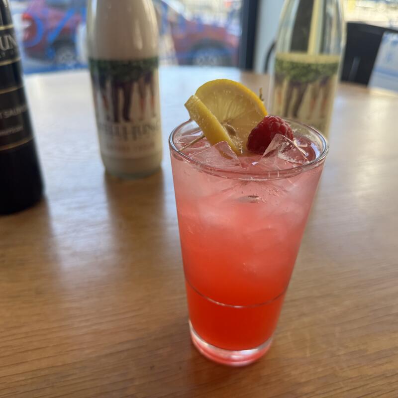 Raspberry Gin Daisy photo