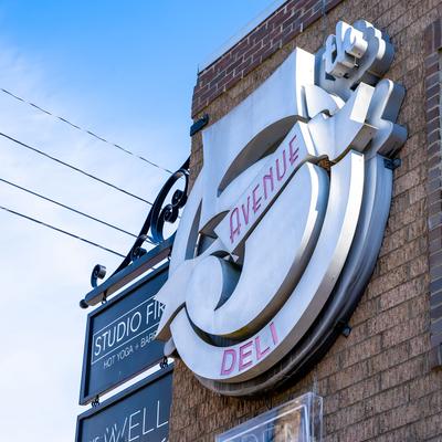 Exterior, restaurant signage