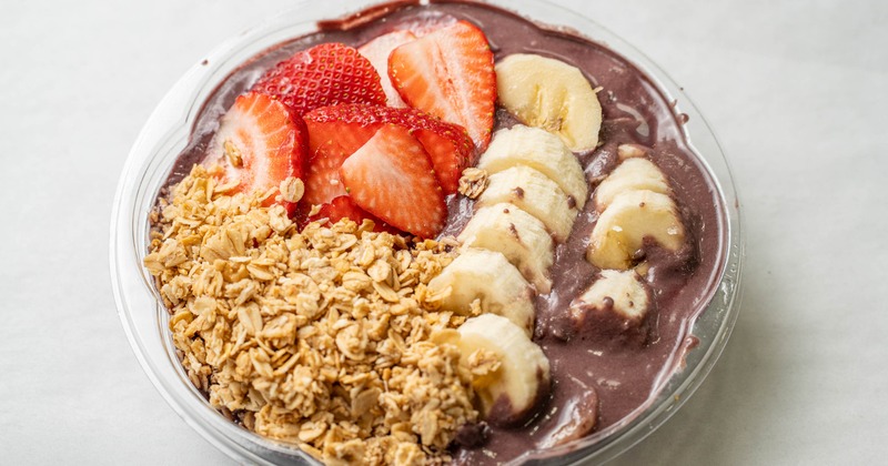 Strawberry and banana granola dessert