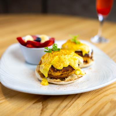 Smoked salmon benedict and a drink.