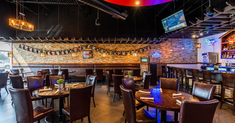 Interior space, dining area with set tables