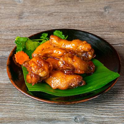 Chicken Wings with Khaosan sauce.