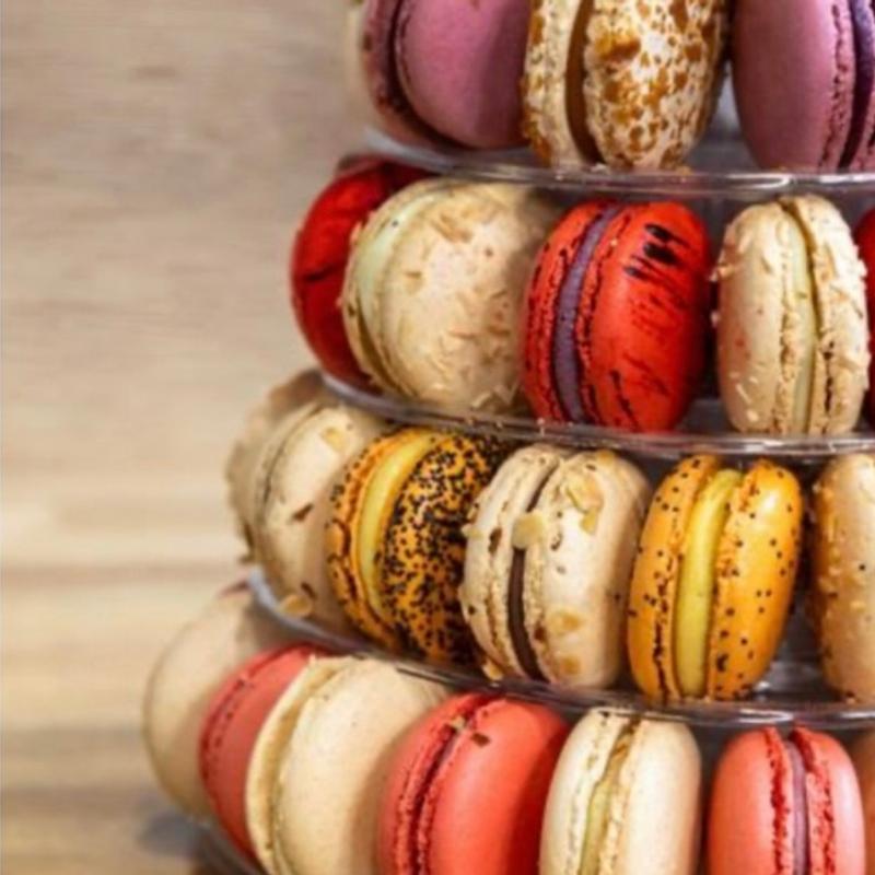 12 Macarons photo