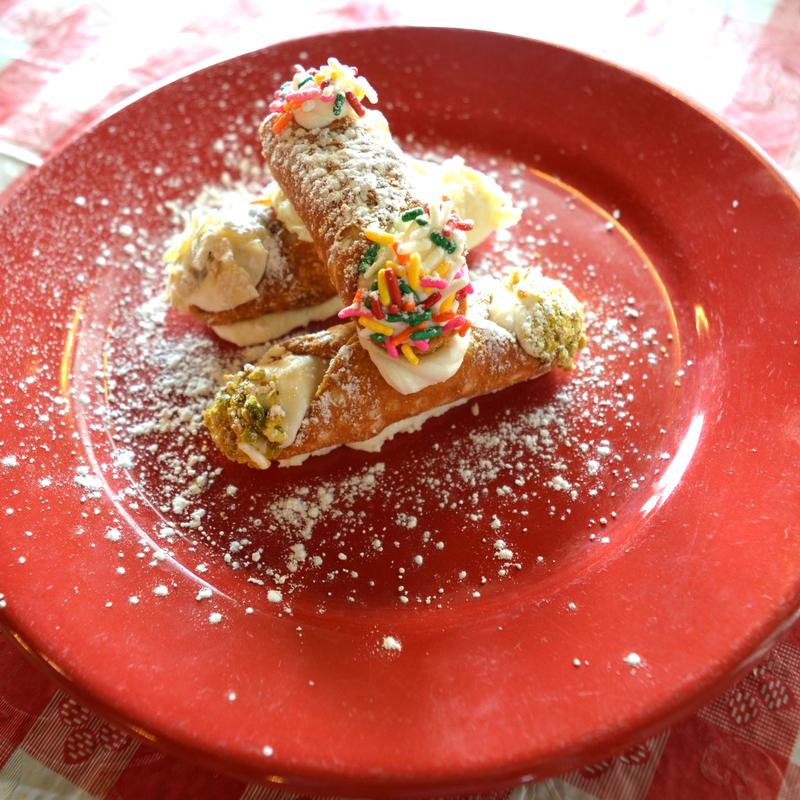 Cannoli photo