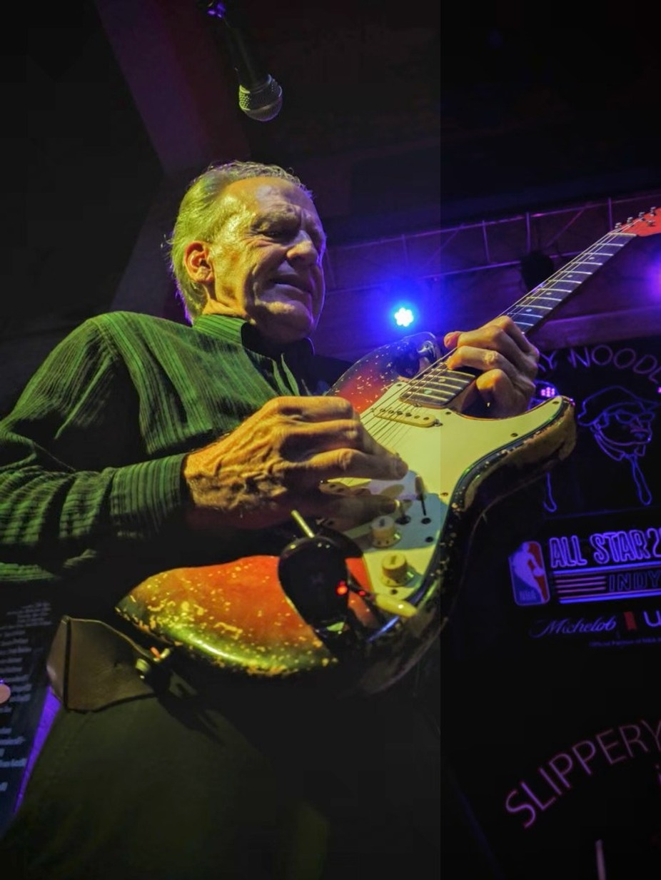 Steve Robbins acoustic event photo