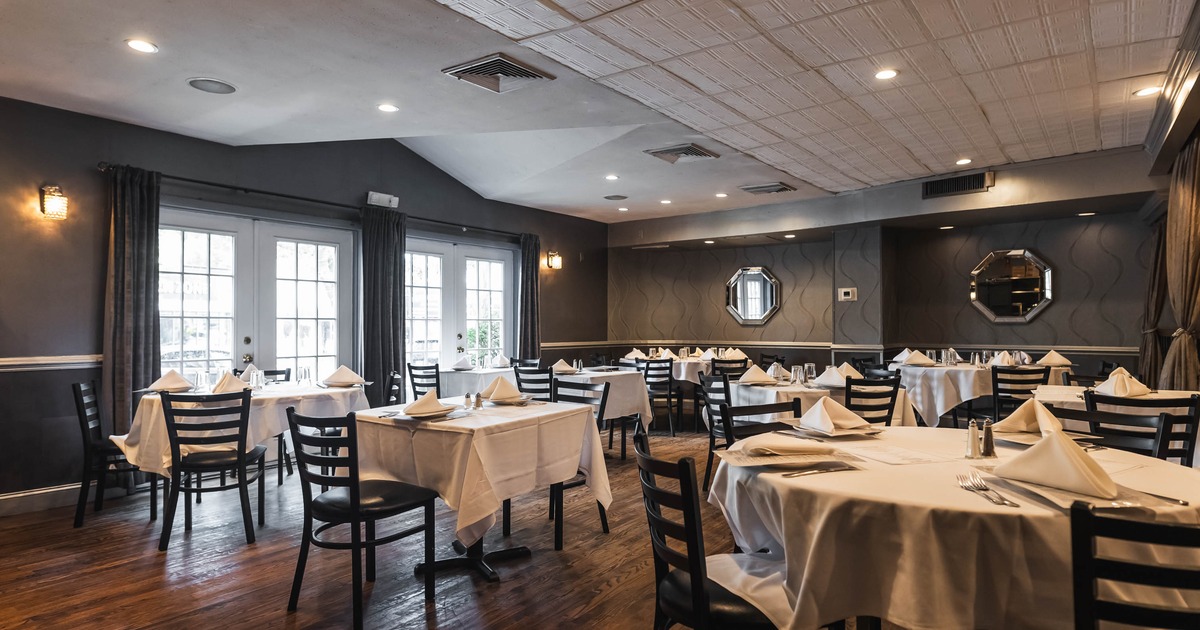 Dining area, tables ready for guests