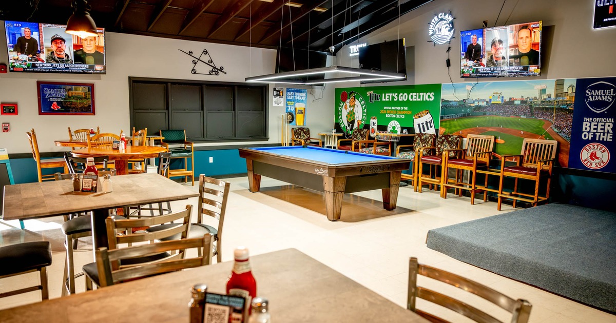 Interior, chairs and tables, pool table