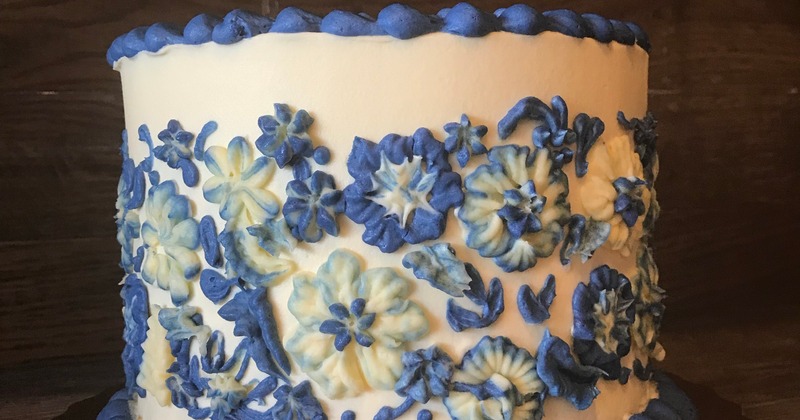 Cake with blue floral fondant