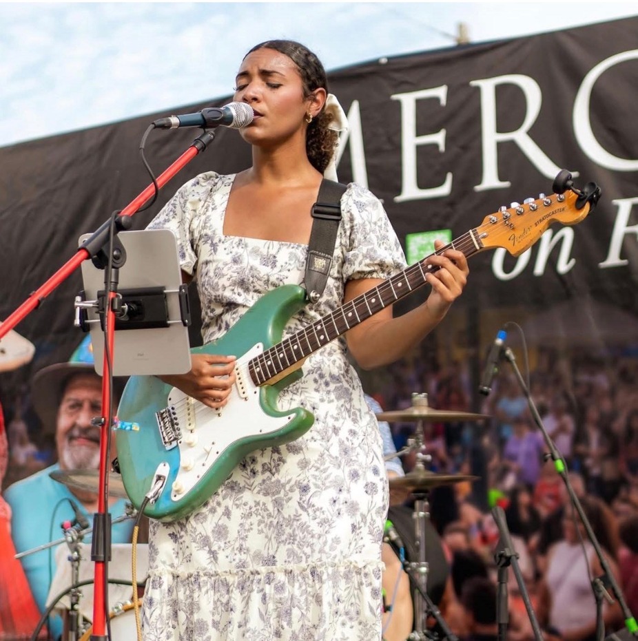 Charlotte Blu event photo