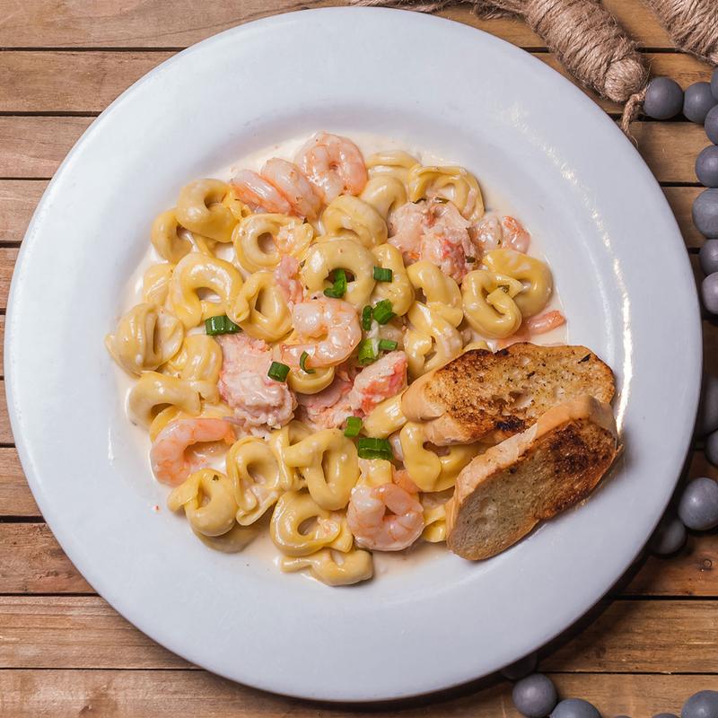 Key West Cheesy Alfredo Tortellini photo