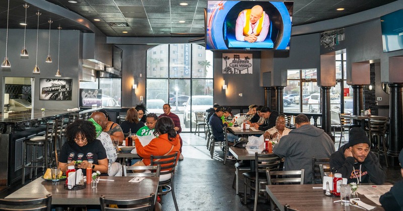 Diner room, tables and chairs, guest's seating