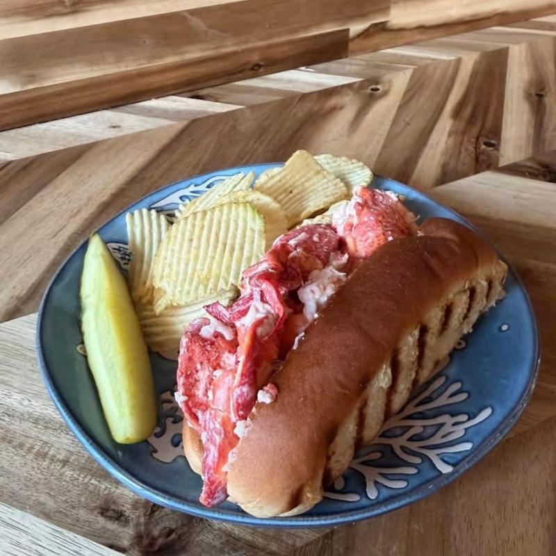 menu item 13 of 46, Maine Lobster Roll