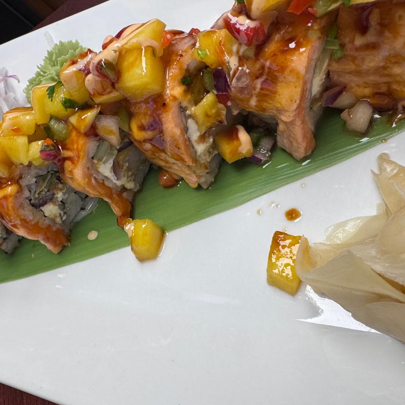 menu item 39 of 40, Tsunami Roll