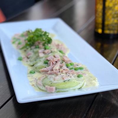 Plate with Ravioli Cambalache.