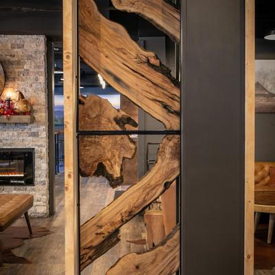 Interior decorations.