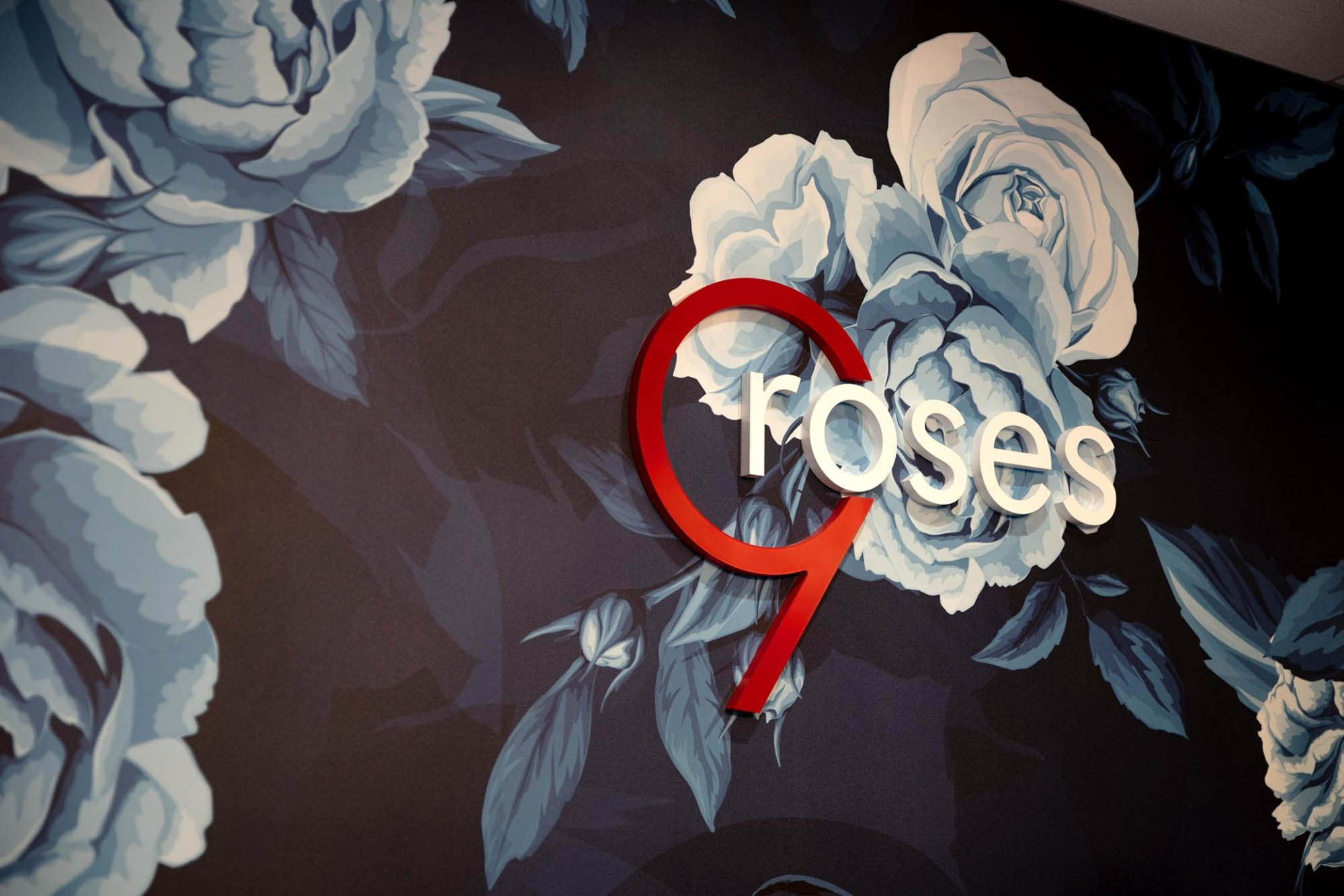 9 Roses - Gretna, LA
