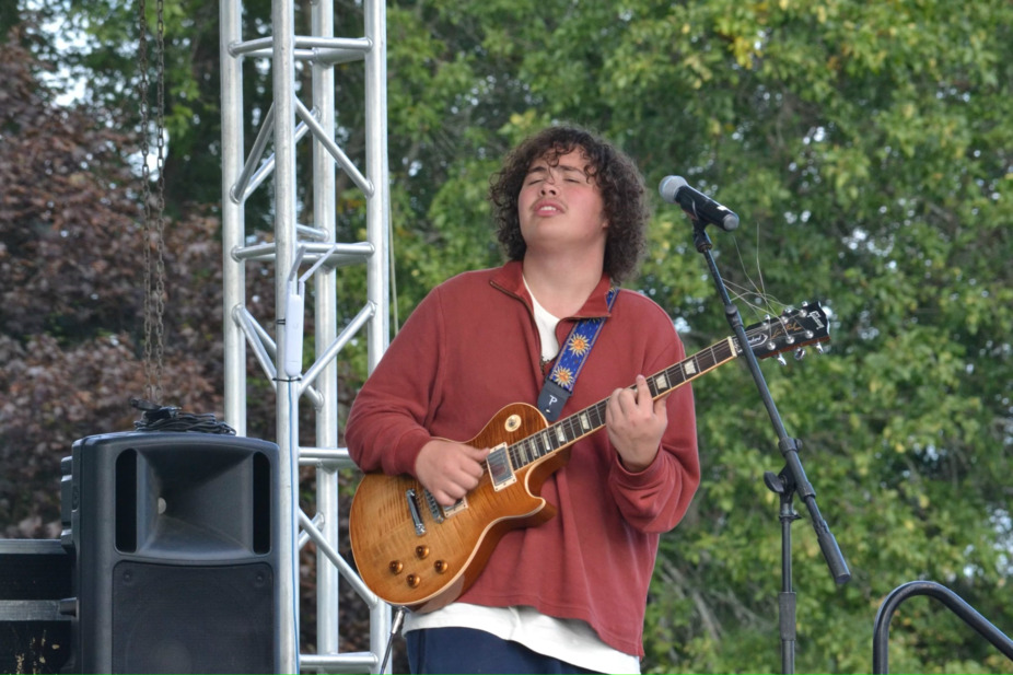 live music by Uriah Carver event photo