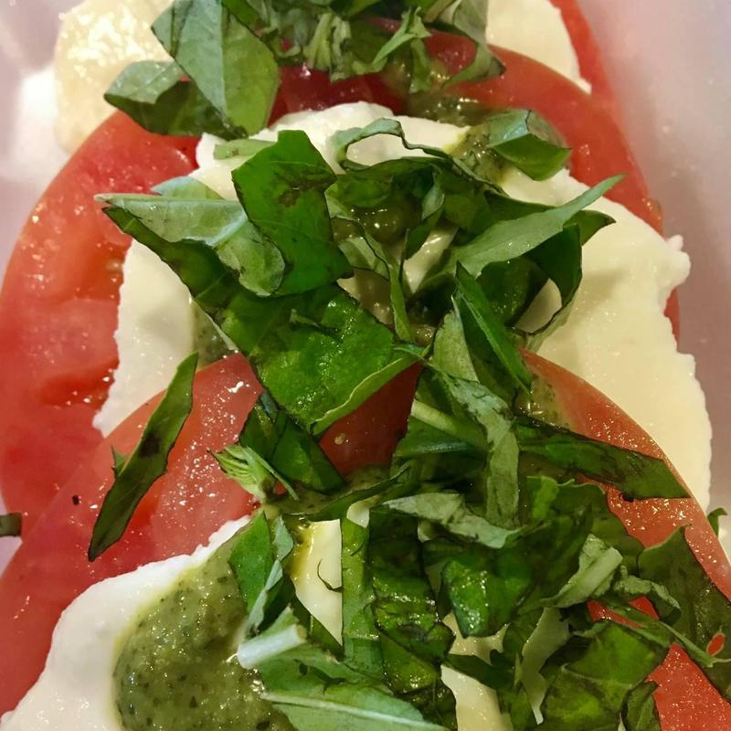 menu item 20 of 95, Caprese Salad (V)