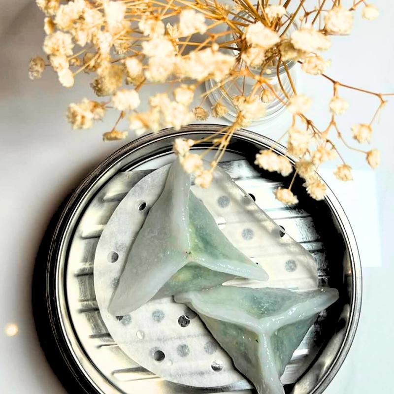 V1. Steamed Vegetable Dumpling photo