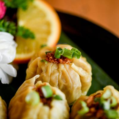 Steamed chicken and shrimp dumplings