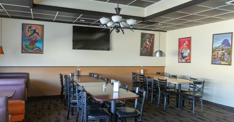 Interior, guest tables