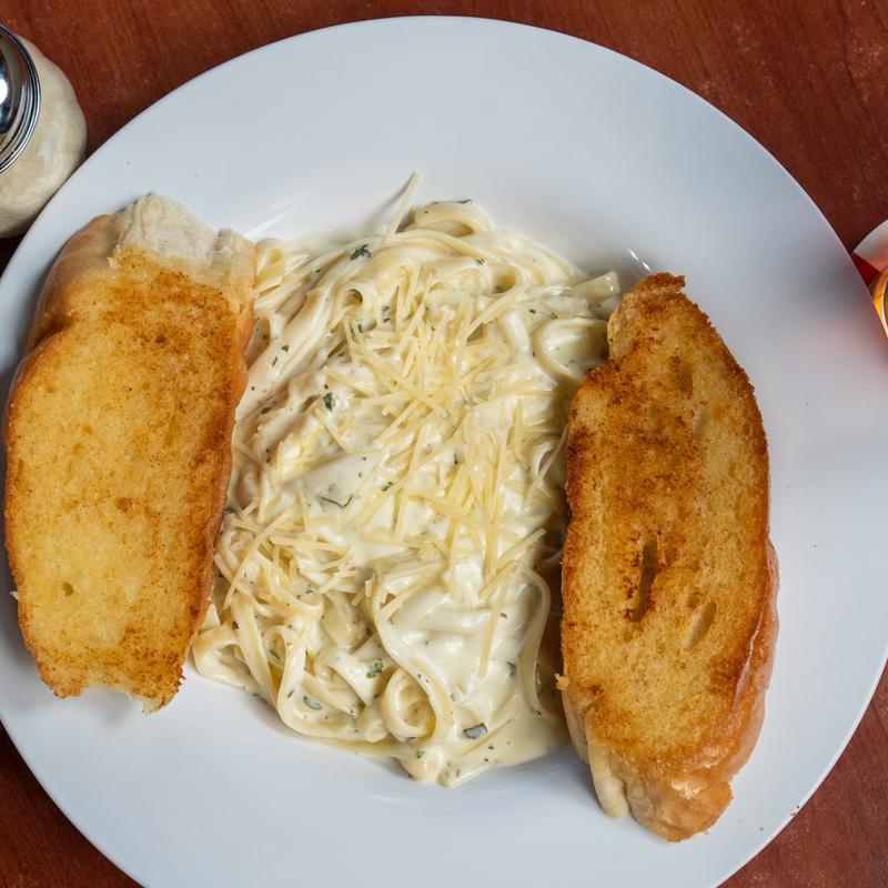 Fettuccine Alfredo photo