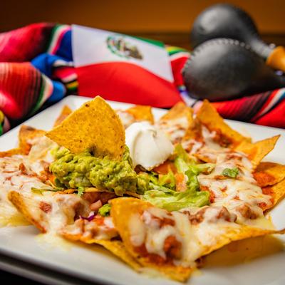 Snacks, vegetables and green dip