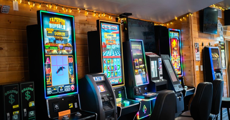 Interior, game area