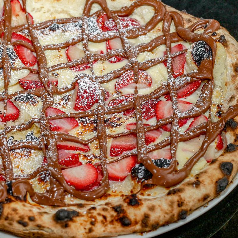 Nutella Pizza * photo