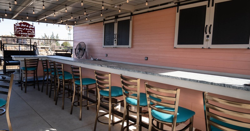 Exterior, bar in patio