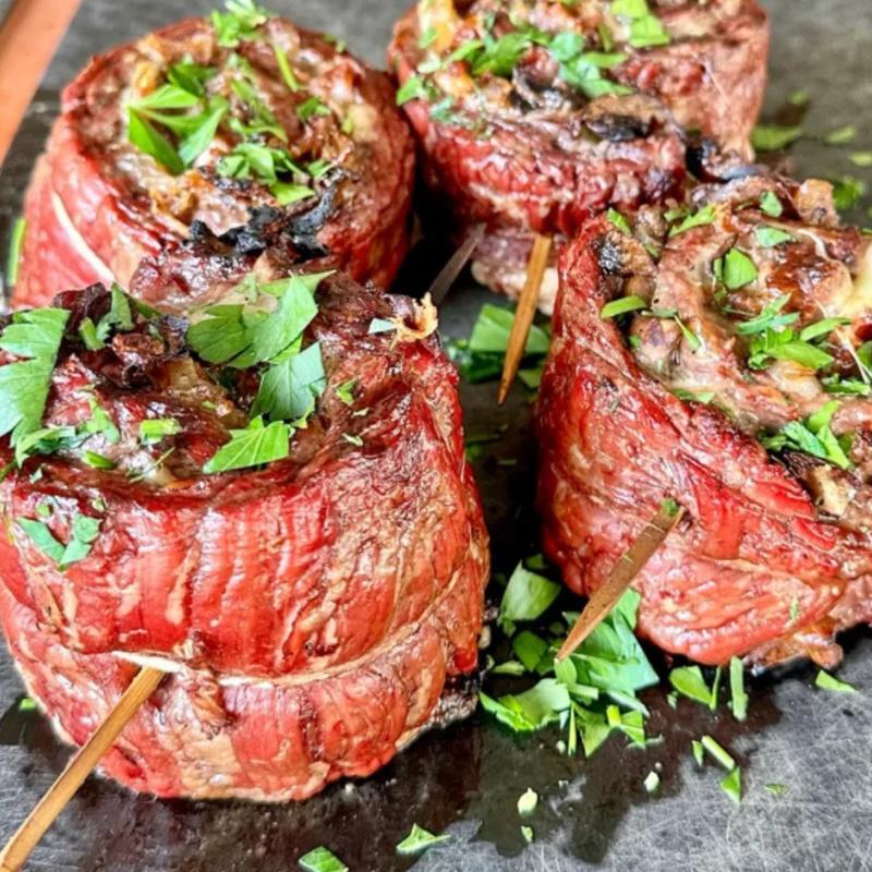 SKIRT STEAK WITH BACON photo