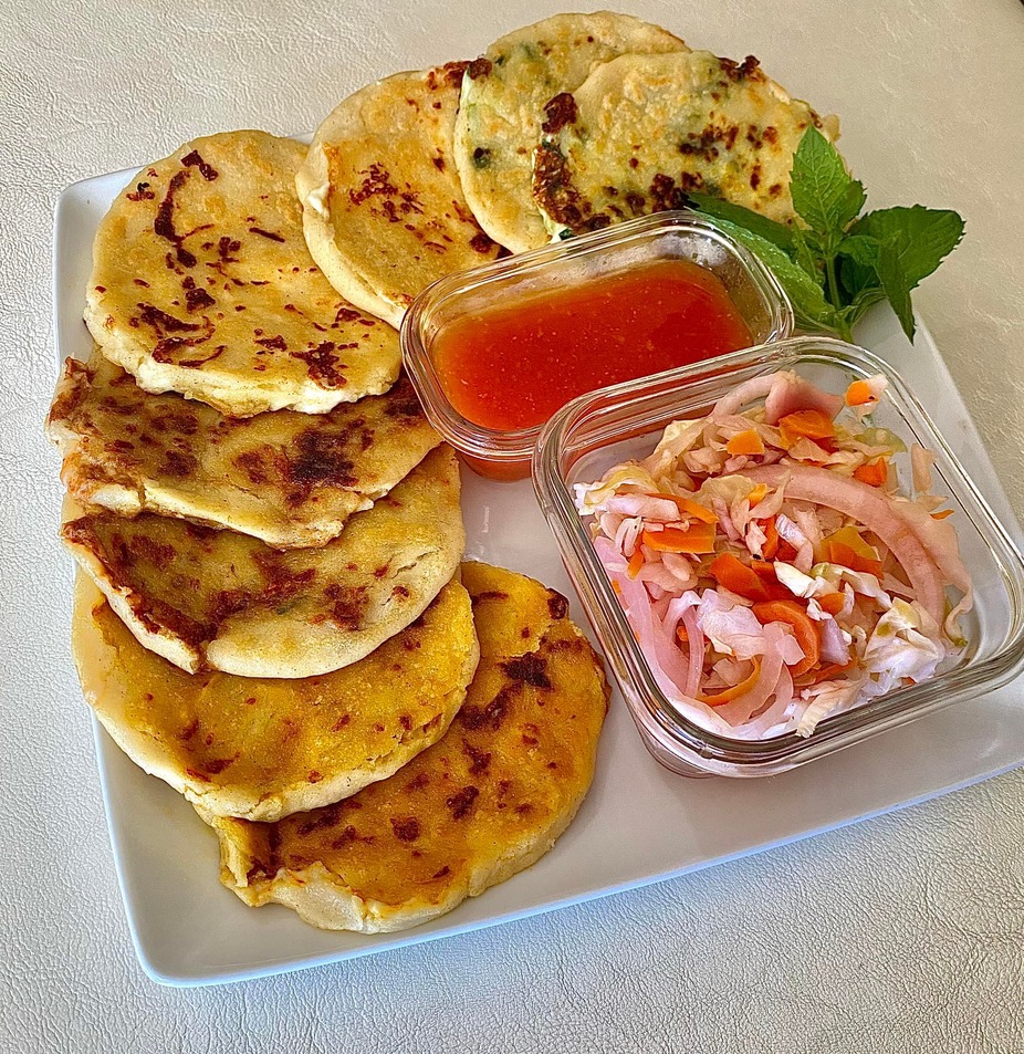 Anna's Papusas at Backswing Brewing Co. (Lincoln) event photo