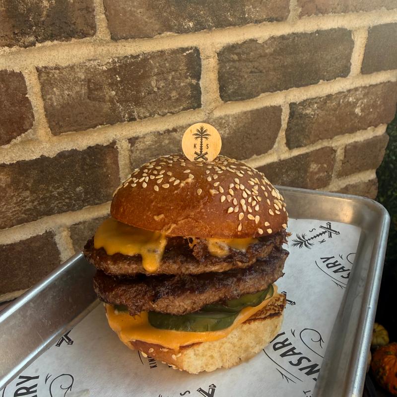 BIG BACK BURGER photo
