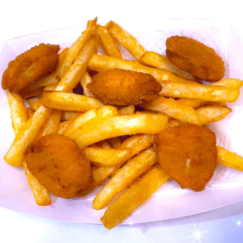 20-Chicken Nuggets (5) with Fries photo
